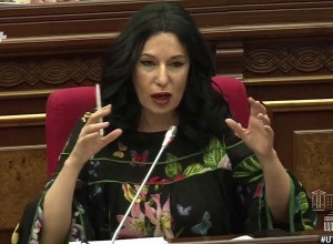 Դիմակների գների քաղաքականությունը պետք է փոխվի.  Նաիրա Զոհրաբյան