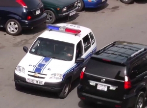 Ոստիկանները հայտնաբերել են վարկեր ձևակերպելիս խարդախություններ կատարած անձին․ նա կալանավորված է