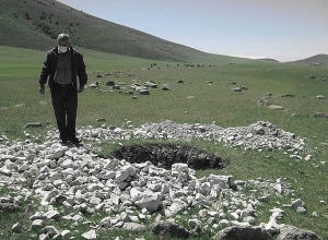 Tomb demolished and looted in Shorzha