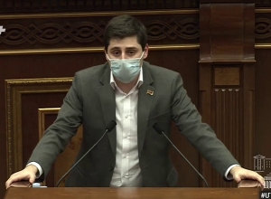 Ձեր ճիգերը ծիծաղելի են. Սուրեն Գրիգորյան