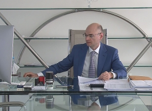 Благотворитель Микаэл Варданян пожертвовал 93 млн драмов всем 468 несовершеннолетним детям с инвалидностью из получающих пособие ереванских семей