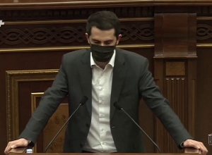 Թող ձեր պատգամավորը դիմակ կրի