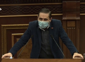 Պարոն Զոլյան ծիծաղելի բան ե՞մ ասում. Արման Աբովյան