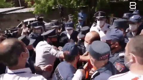 Около НС задержали 101 человека, среди них борец Роман Амроян