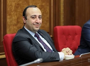 Մի պահ հիշեք ձեզ և ձեր անցյալը․ ԼՀԿ-ականը՝ ՀՀԿ-ականին