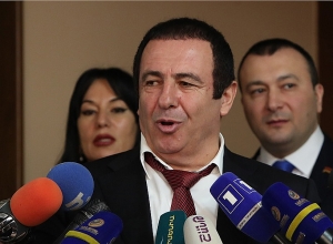 Ծառուկյանի գործով դատական նիստը շարունակվում է.  ՈՒՂԻՂ.