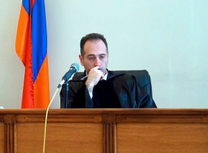 Քոչարյանին գրավով ազատելու որոշում կայացրած դատավորի բողոքը կուղարկվի ոստիկանություն