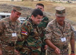 Реальным фактором сдерживания агрессивного противника являются армянские вооруженные силы: Араик Арутюнян