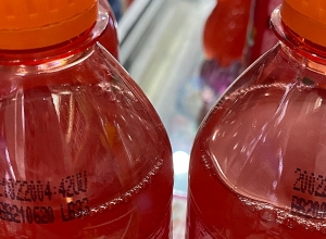 В Гюмри обнаружены просроченные газированные напитки