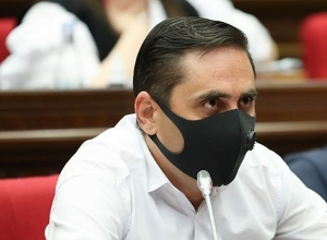 Բոլորս պատկերացնում ենք Ծառուկյանի ազդեցությունն արտաքին ճակատում. նրա կալանքի որոշումը պիտի չեղարկվի. Արման Աբովյան