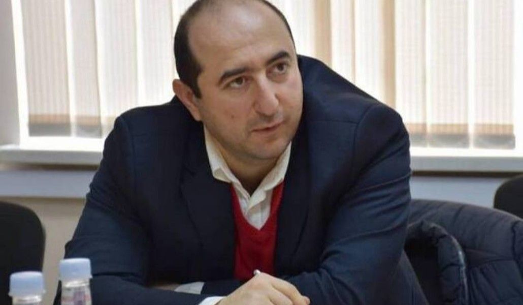 Արտակ մանուկյան