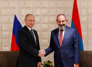 Никол Пашинян поздравил Владимира Путина
