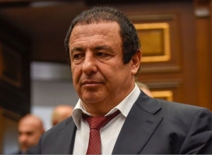 Ծառուկյանին չկալանավորելու առթիվ բողոքի քննությունը. ՈՒՂԻՂ