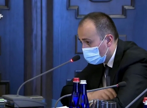 Ситуация продолжает оставаться тяжелой: мы ждем открытия 3 реанимационных отделений: Арсен Торосян