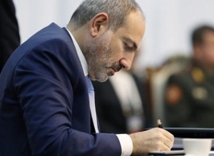 Увольнение и назначение на должность решением премьер-министра