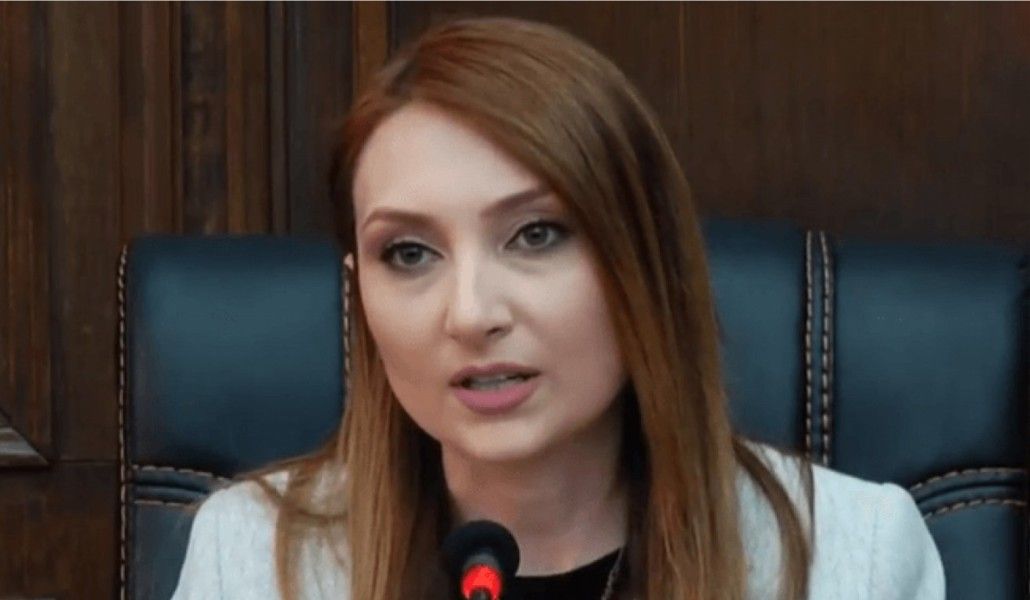 Լիլիթ Մակունց