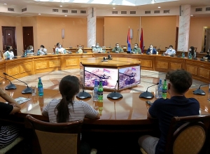 ՀՀ ՊՆ վարչական համալիրում հյուրընկալվել են սփյուռքահայ երիտասարդները