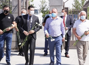 В Акналиче воздали дань памяти жертв геноцида езидов в Синджаре