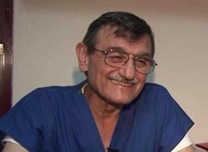 Первый врач - национальный герой: Грайр Овакимян награжден орденом Отечества