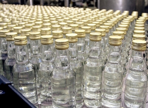 У арестованного обнаружено еще 200 литров водки, изготовленной в домашних условиях: Полиция