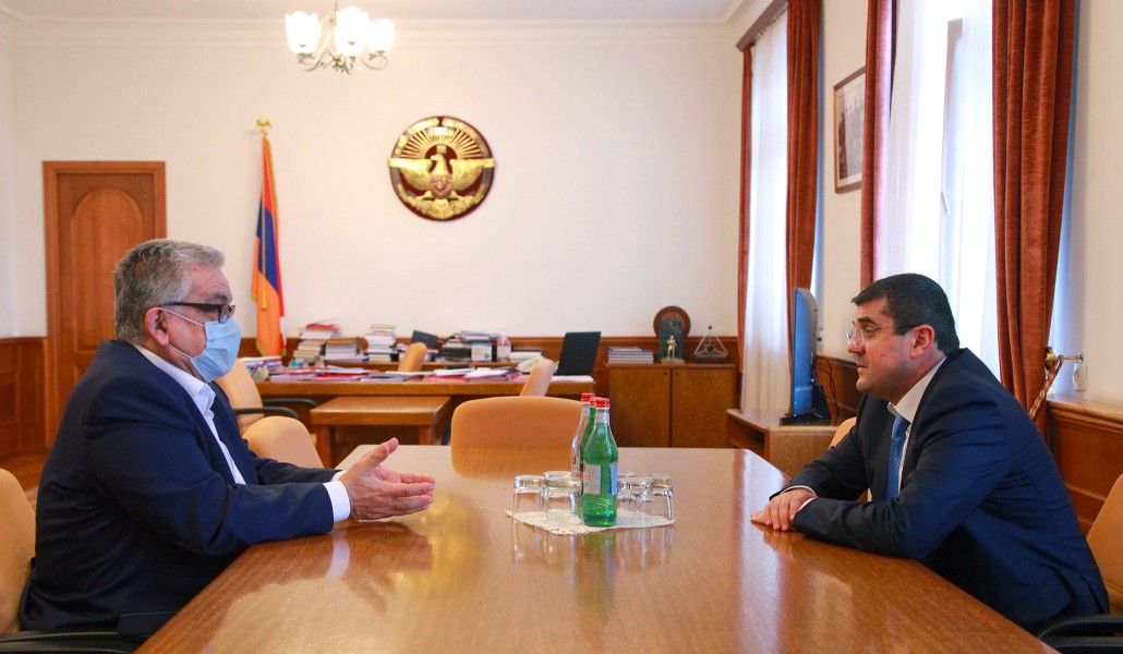 040920KarekinOdabashyan