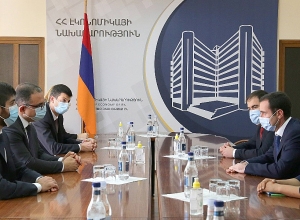 Министр экономики РА принял министра сельского хозяйства Республики Арцах