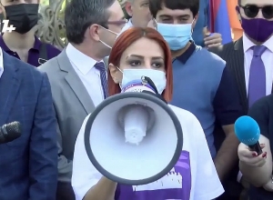 Եթե չլիներ վախի շղթան, շատ ուսուցիչներ, աշակերտներ, ուսանողներ կլինեին այստեղ. Անի Սամսոնյան