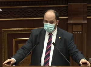 Մի խումբ կոտայքցիներն էս չափորոշիչներով կսովորեն ղեկավարել սեփական հորմոնները, հարգել եկեղեցին...