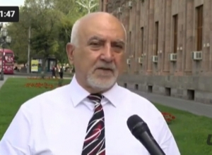 Պարույր Հայրիկյանի ասուլիսը հանրապետության հրապարակից. ՈՒՂԻՂ