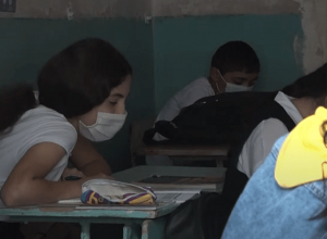 Քարկոփի դպրոցում դասարանները կիսվում են սահմանափակ տարածքի պատճառով