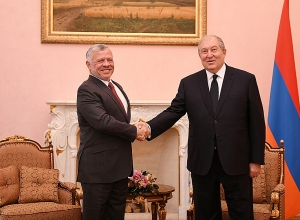 Президент Саркисян продолжает получать поздравления с Днем независимости