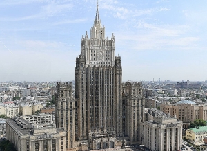МИД РФ призывает незамедлительно прекратить огонь и начать переговоры