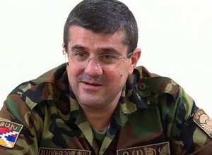 Our soldiers are waging a heroic fight for every inch of our land - Arayik Harutyunyan