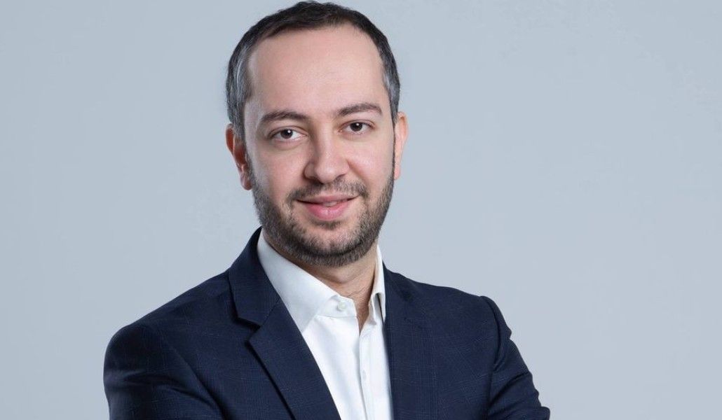 Էդուարդ Աղաջանյան