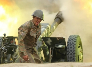 Famous guy of photo dies