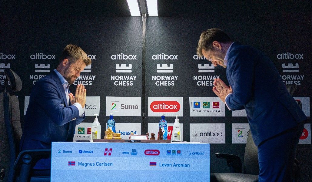 a1+chess aronyan (1)