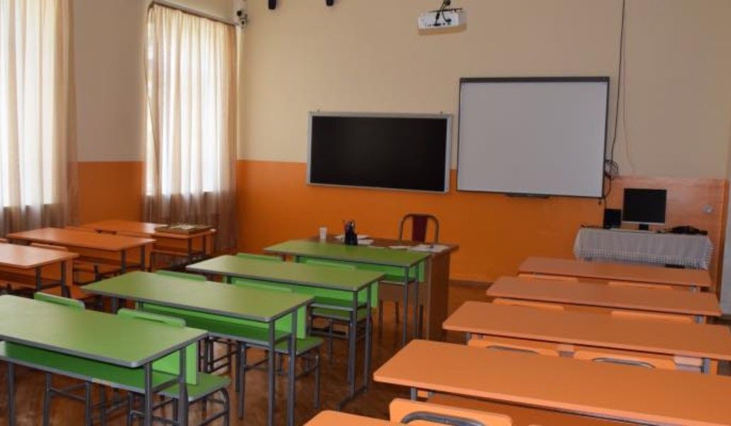 122888655_3038155229745084_4329894593720648913_n