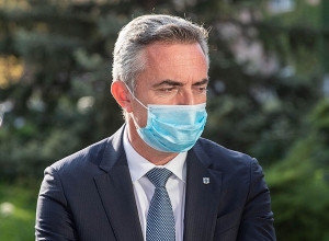 Ֆրանսիայի Սենատի անդամ Ստեֆան Ռավիեի այցը Հայ Զինվորի տուն