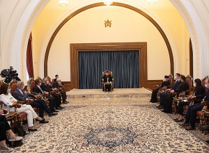 Ամենայն Հայոց Կաթողիկոսը հանդիպեlլ է Ֆրանսիայի խորհրդարանականների հետ