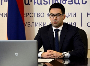 Бадасян призвал страны ЕС к действиям, когда атакам подвергается человеческая жизнь