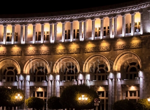 Սամվել Բաբայանը կեսգիշերն անց ժամանեց կառավարություն. Factor.am