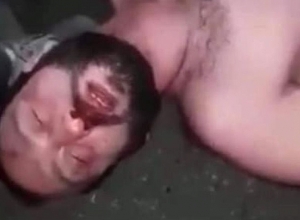 Ցուցարարները հարձակվել են Աժ նախագահ Արարատ Միրզոյանի մեքենայի վրա եւ ծեծի ենթարկել