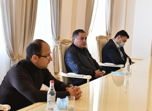 Армен Саркисян встретился с Ваграмом Багдасаряном, Эдуардом Шармазановым и Айком Мамиджаняном