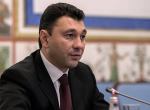 Ով իրեն քաղաքական «հաճախորդ» է համարում, նա էլ թող գնա կապիտուլյանտների հետ համագործակցի. Շարմազանով