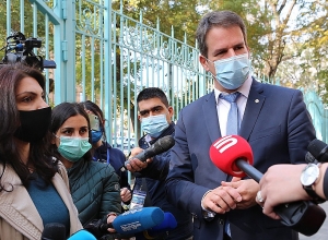 Դեսպանատան դռները բաց են ձեր առաջ. Ֆրանսիայի դեսպանը հանդիպեց հադրութցիներին