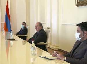 Армен Саркисян продолжает консультации с политическими силами