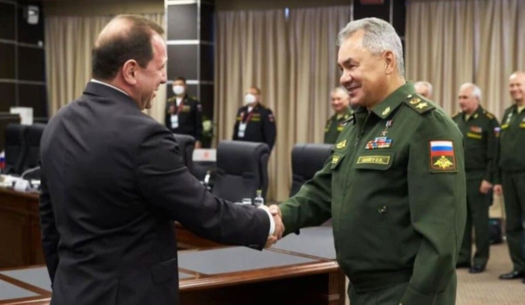 2F31E746-46A0-43EE-9CA5-5BD1028C2BDD_cx2_cy0_cw97_w1200_r1