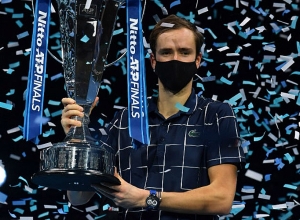 Դանիլ Մեդվեդևը կրկնել է արգենտինահայ թենիսիստ Դավիթ Նալբանդյանի ռեկորդը