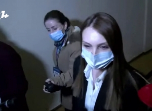 Մակունցը հրաժարվեց պատասխանել լրագրողների հարցերին