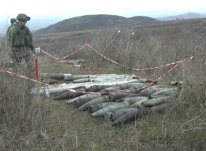 Разминирование южной окраины Степанакерта и утилизация найденных боеприпасов